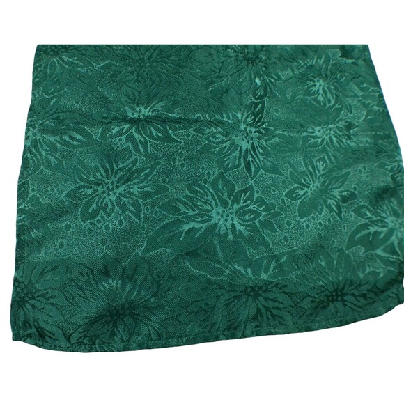 Holiday Cloth Floral Napkin Green Water Repellent 13x13 Replacement Better Home - Picture 2 of 3